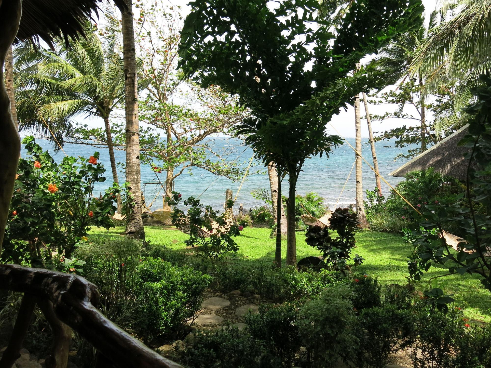 Camiguin Volcan Beach Eco Retreat&Dive Resort Mambajao Exterior foto