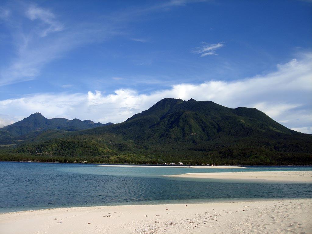 Camiguin Volcan Beach Eco Retreat&Dive Resort Mambajao Exterior foto