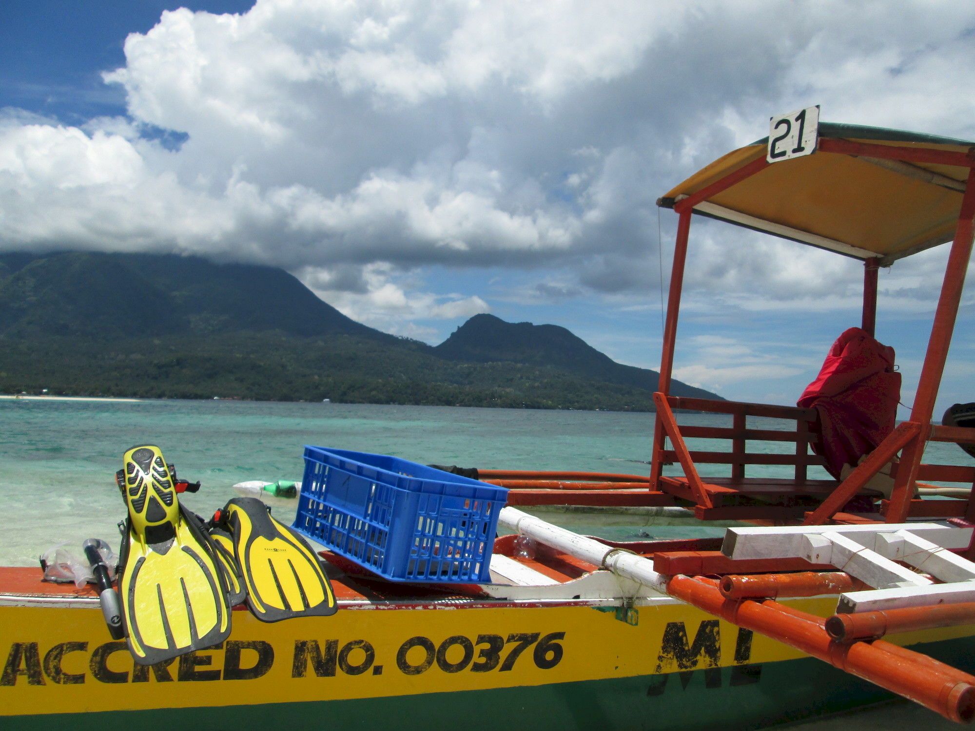 Camiguin Volcan Beach Eco Retreat&Dive Resort Mambajao Exterior foto